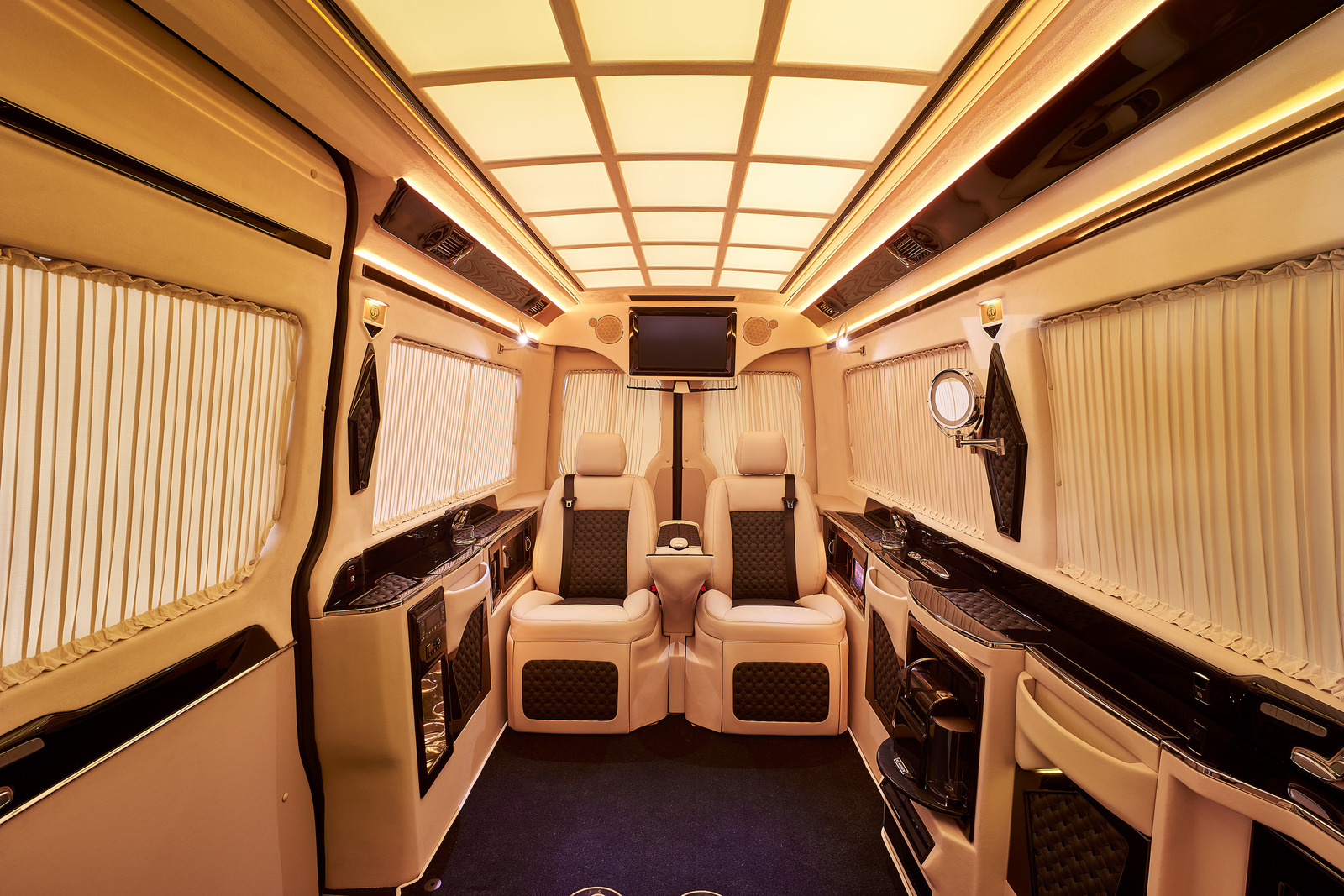Mercedes Benz Sprinter 319 VIP